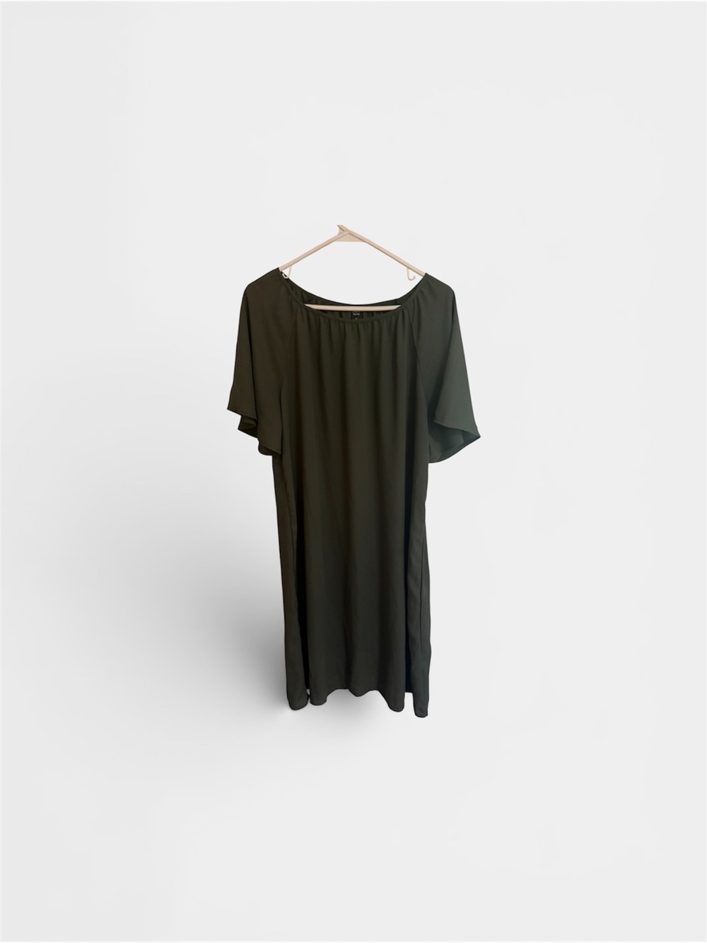 Women's Olive Green Short Sleeve Shift Dress